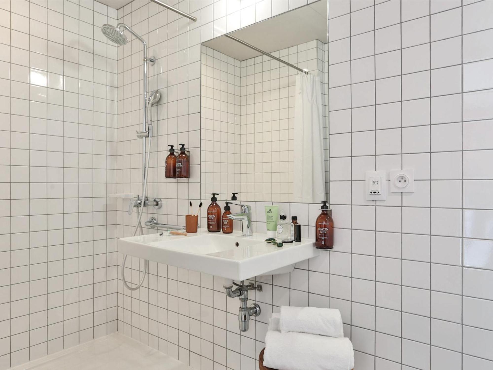 Hotel Mob Paris Les Puces Saint-Ouen (Seine-Saint-Denis)